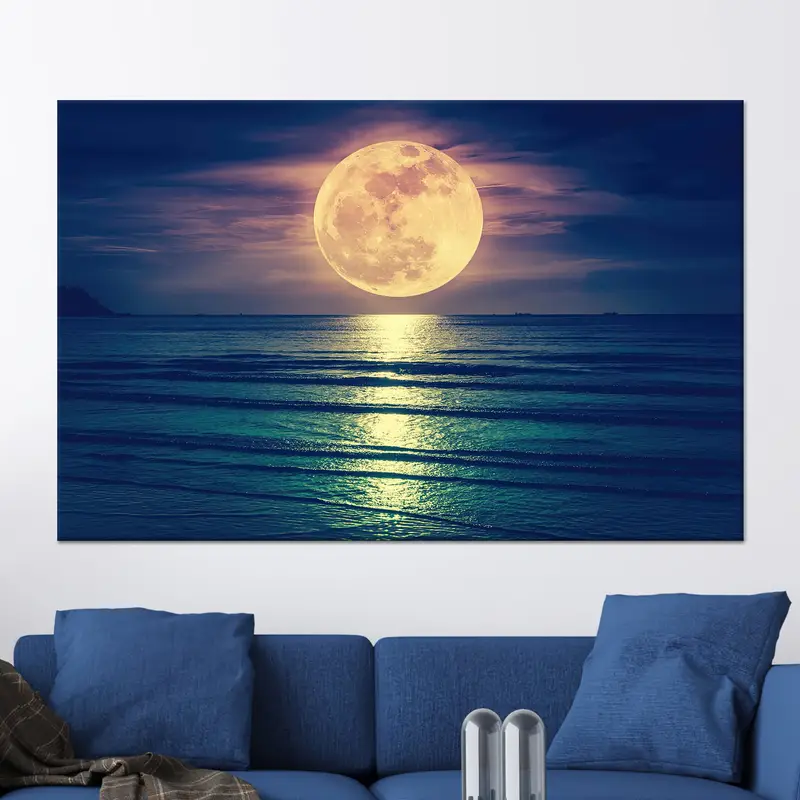 現代の海景キャンバス: 月明かりに照らされたビーチとスーパームーングロー