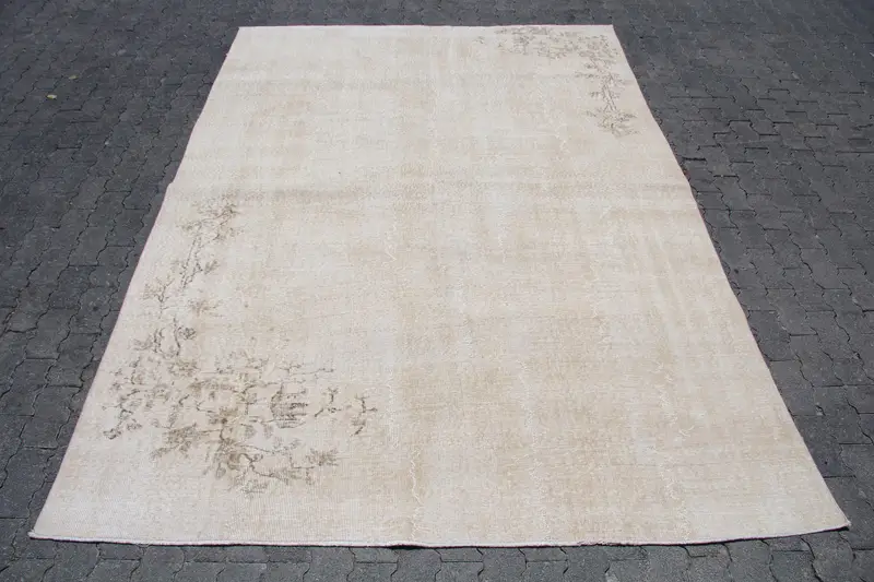 7x9.5 ft Turkish Rug, Vintage Large Rug, White Check Wool Rug - 1