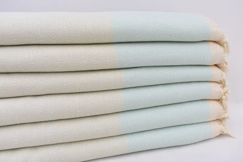 Mint Diamond Patterned Organic Cotton Blanket, 103x79 Inches