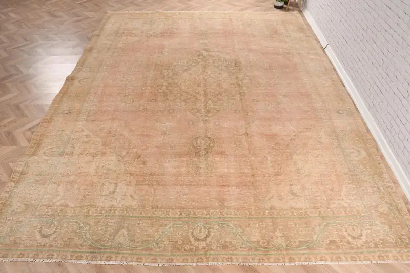 Vintage Türk Büyük Boy Halı 9.6x12.6 ft (292x384 cm), Kahverengi Hayvan Baskılı Oushak Halı - 1