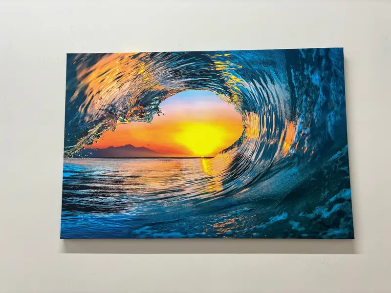 サンセット ウェーブ シースケープ キャンバス: 解き放たれた自然の優雅さ