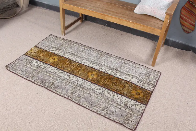 Alfombra de camuflaje beige, 2,6 x 4,7 pies con detalles en amarillo