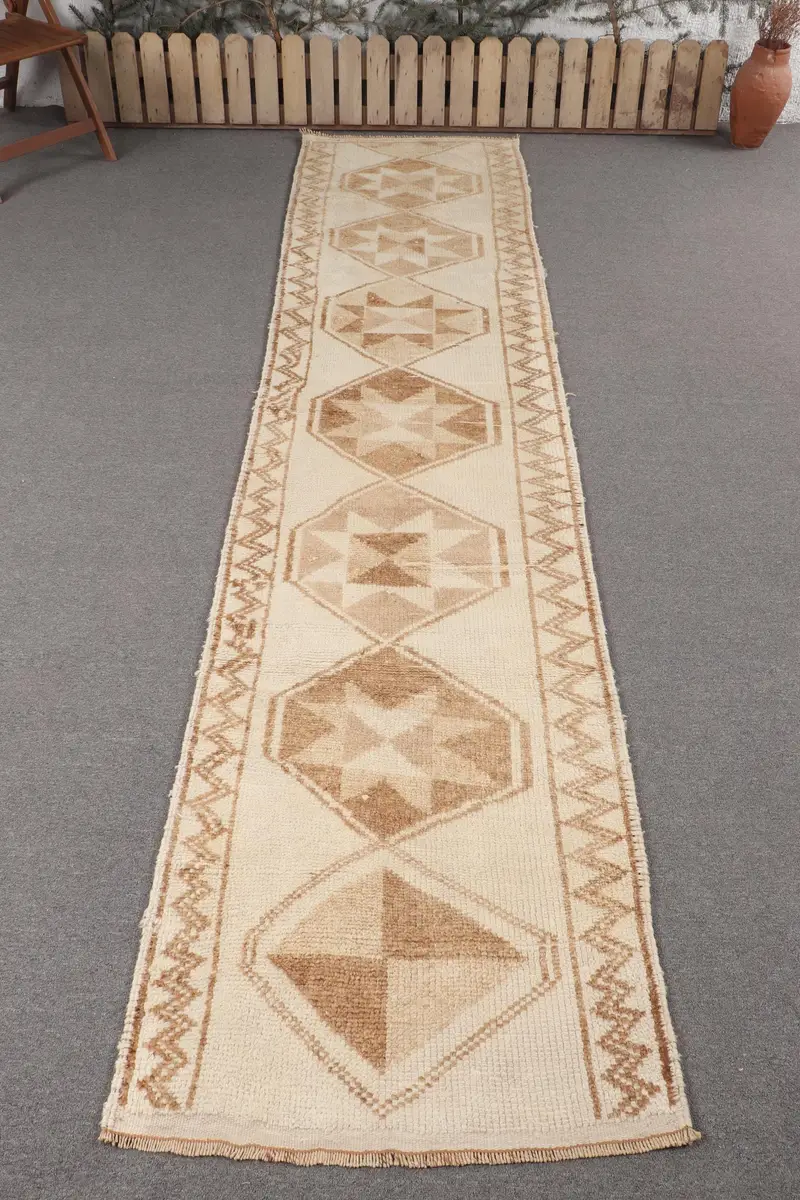 Handmade Beige & Brown Check Rug, 2,8x11,9 ft