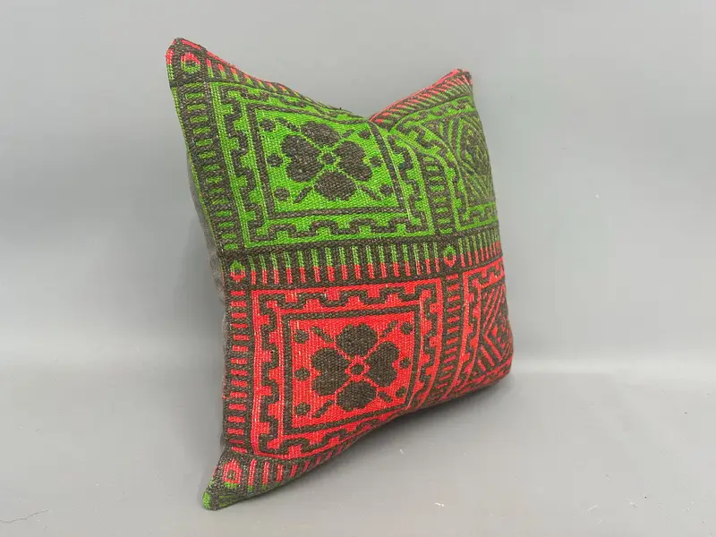 Vintage Kilim Throw Pillow, Pillow for Couch, Bench Pillow Sham, Boho Chic Pillow Case, Cushion, Gift Pillow, 18x18 Green Pillow Sham - 2
