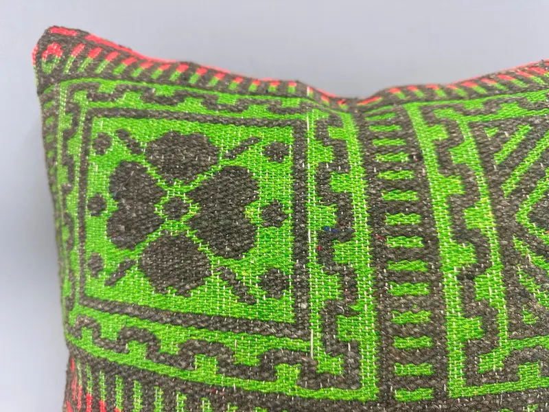 Vintage Kilim Throw Pillow, Pillow for Couch, Bench Pillow Sham, Boho Chic Pillow Case, Cushion, Gift Pillow, 18x18 Green Pillow Sham - 5