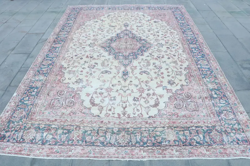 7,7x11,2 ft Bej ve Mavi Halı, Puantiyeli Tasarım