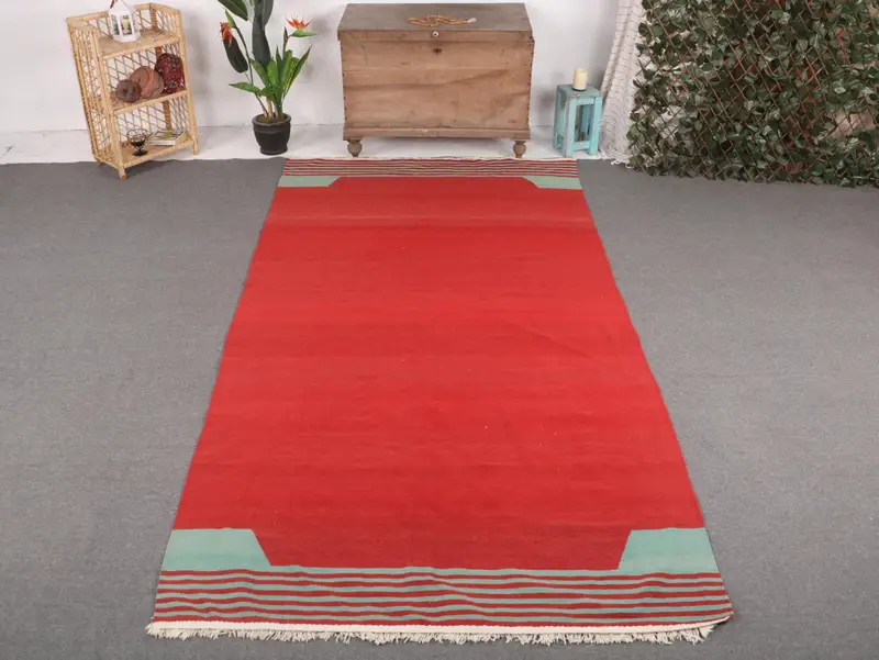 5,1x9,9 ft Red Abstract Rug, Blue Accents