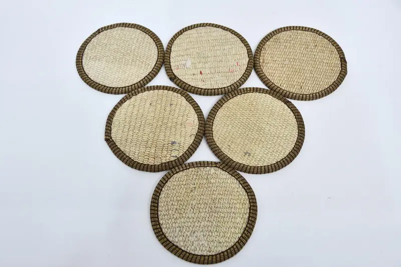 Elegante juego de posavasos Kilim beige, manteles duraderos y elegantes.