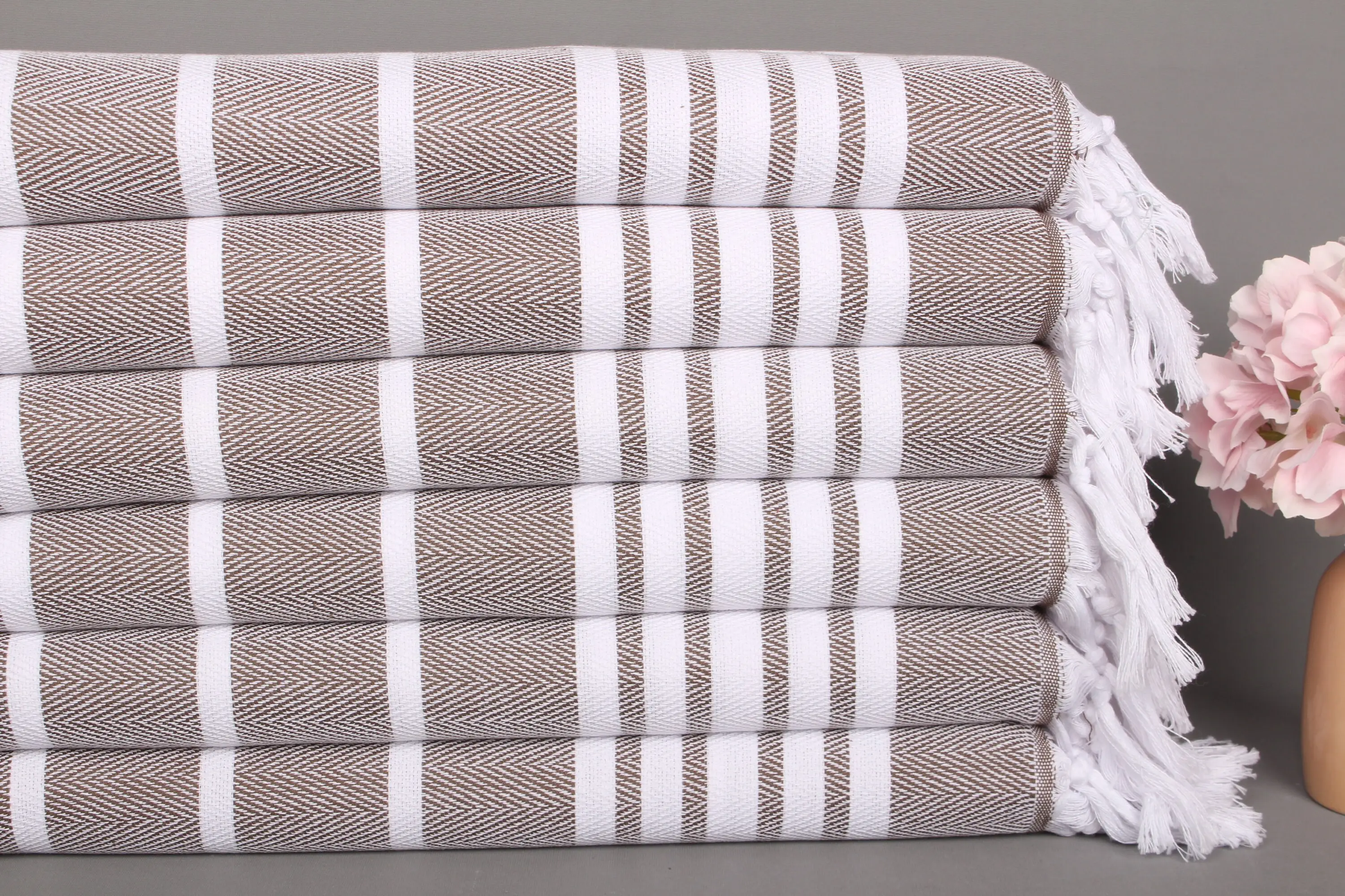 Bridesmaid Gifts Personalized Organic Cotton Hand Towel, 20x40 Inches - 1