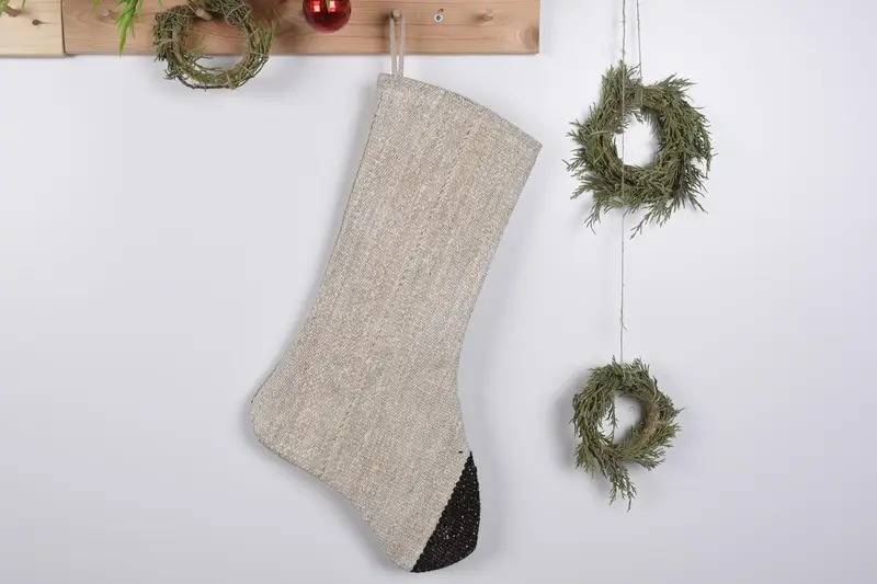 Patrón de adornos navideños, calcetín natural de 19 pulgadas de ancho