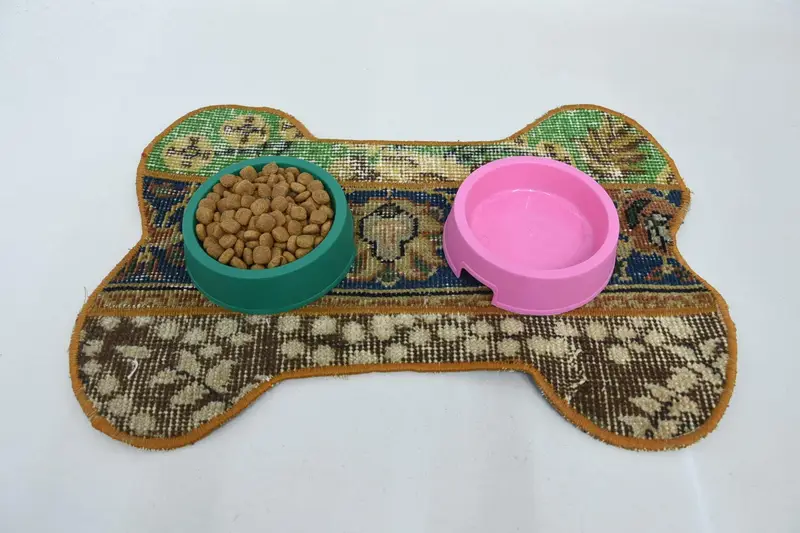 Bohemian Blue & Brown Round Wool Placemat, Traditional Bohemian Design Placemat