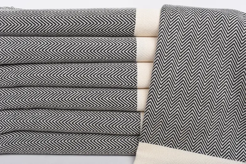 Best Friend Wedding Gift, Christmas Favors, Custom Hand Towel, Personalized Hand Towel, Small Bath Towels, 36x18 Cotton Herringbone Towel - 2
