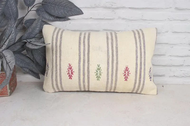 Toss Pillow Sham, Pillow, Kilim Pillow, Vintage Kilim Throw Pillow, 12x20 White Pillow Sham, Throw Kilim Pillow, Toss Pillow - 1