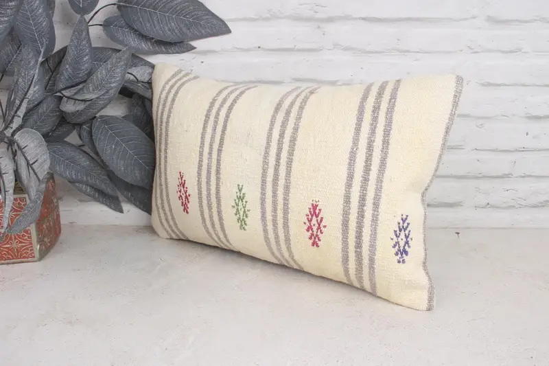 Toss Pillow Sham, Pillow, Kilim Pillow, Vintage Kilim Throw Pillow, 12x20 White Pillow Sham, Throw Kilim Pillow, Toss Pillow - 4