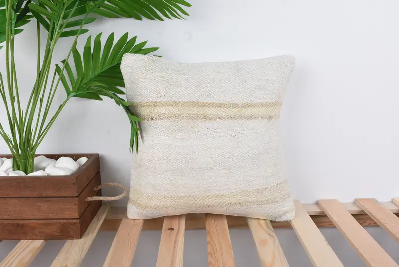 Home Decor Pillow, Handmade Kilim Cushion, Cozy Throw Pillow, Cushion, Indoor Pillow Sham, Kilim Cushion Sham, 14x14 White Cushion Cover - 1