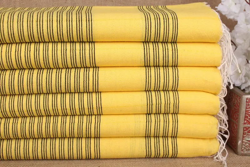 ビーチタオル イエローブラックコットンストライプ、オーガニックコットン、40x71インチ