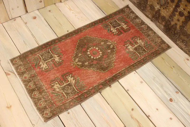 1.6x3.3 ft Turkish Rug, Vintage Small Rug, Red Brown Polka dot Wool Rug - 1