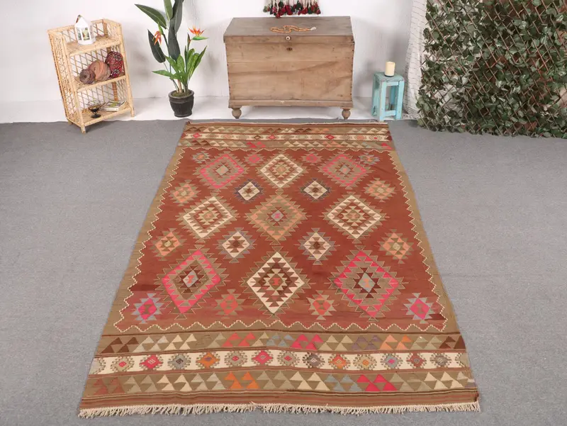 Turuncu ve Yeşil Hayvan Baskılı Halı, 5,4x8,9 ft