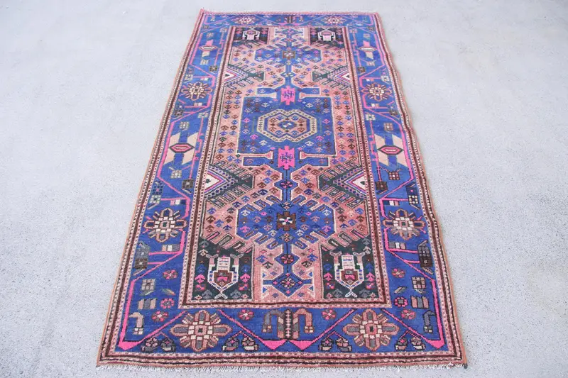 Blue Floral Rug, 3,4x6,6 ft with Pink Accents