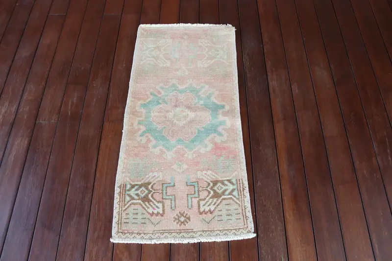 Vintage Turkish Rug, Small 1.5x3 ft (45x92 cm) Rug, Pink Floral Wool Rug - 1