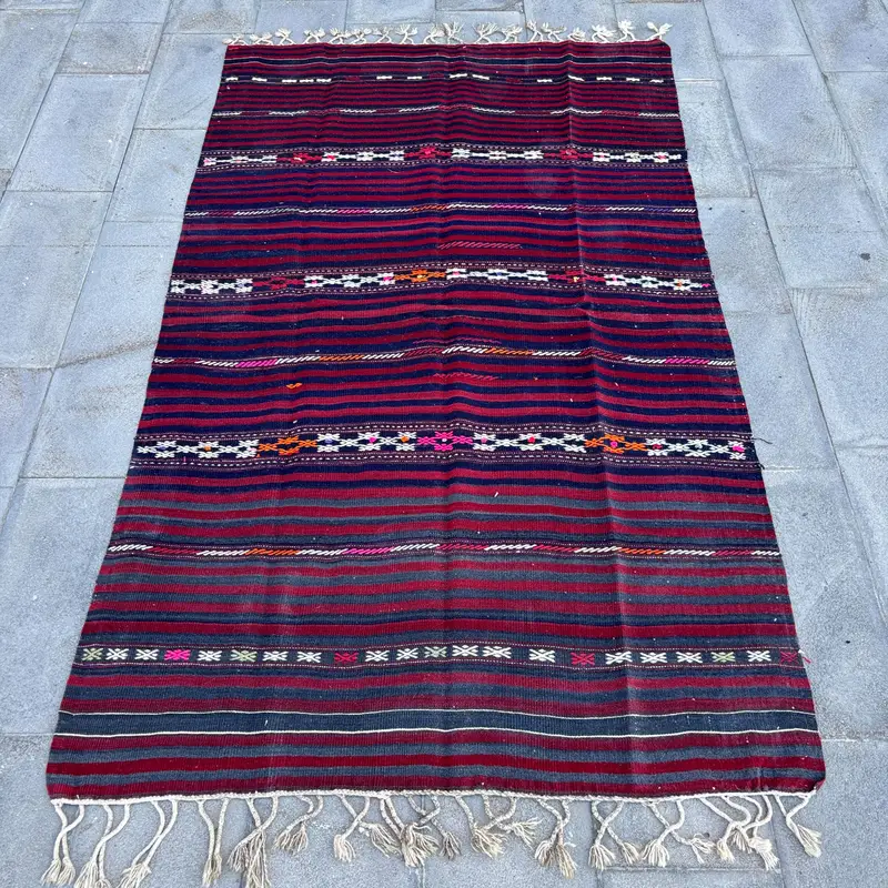 Alfombra de Lunares Rojos y Azules 1,2x2,3m Chic Decor