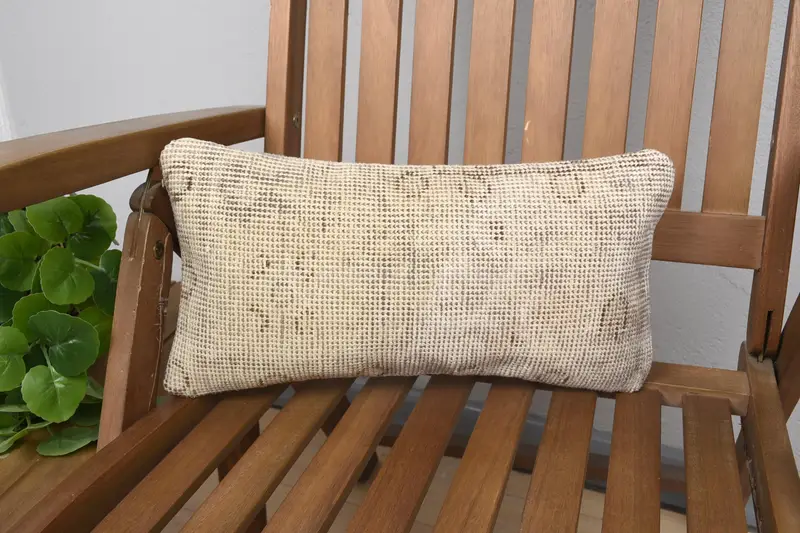 Beiges Southwestern-Wurfkissen, 8x16 besticktes Kissen mit Reißverschluss