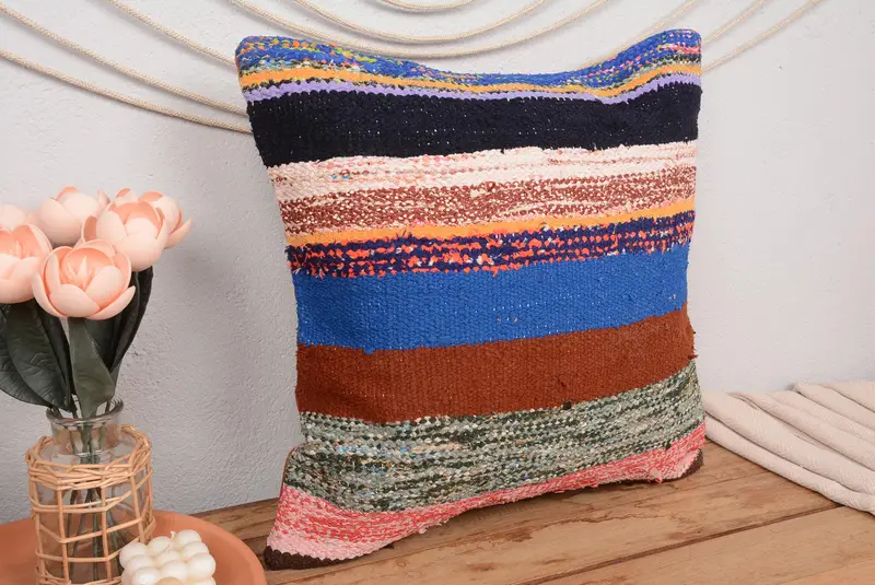 Besticktes blau-braun gestreiftes Wurfkissen, vielseitiges Vintage-Kissen