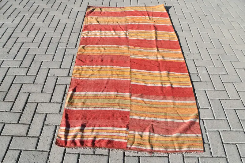 Turkish Vintage Accent Rug 3.5x6.6 ft (107x200 cm), Red Oriental Kilim Rug - 1