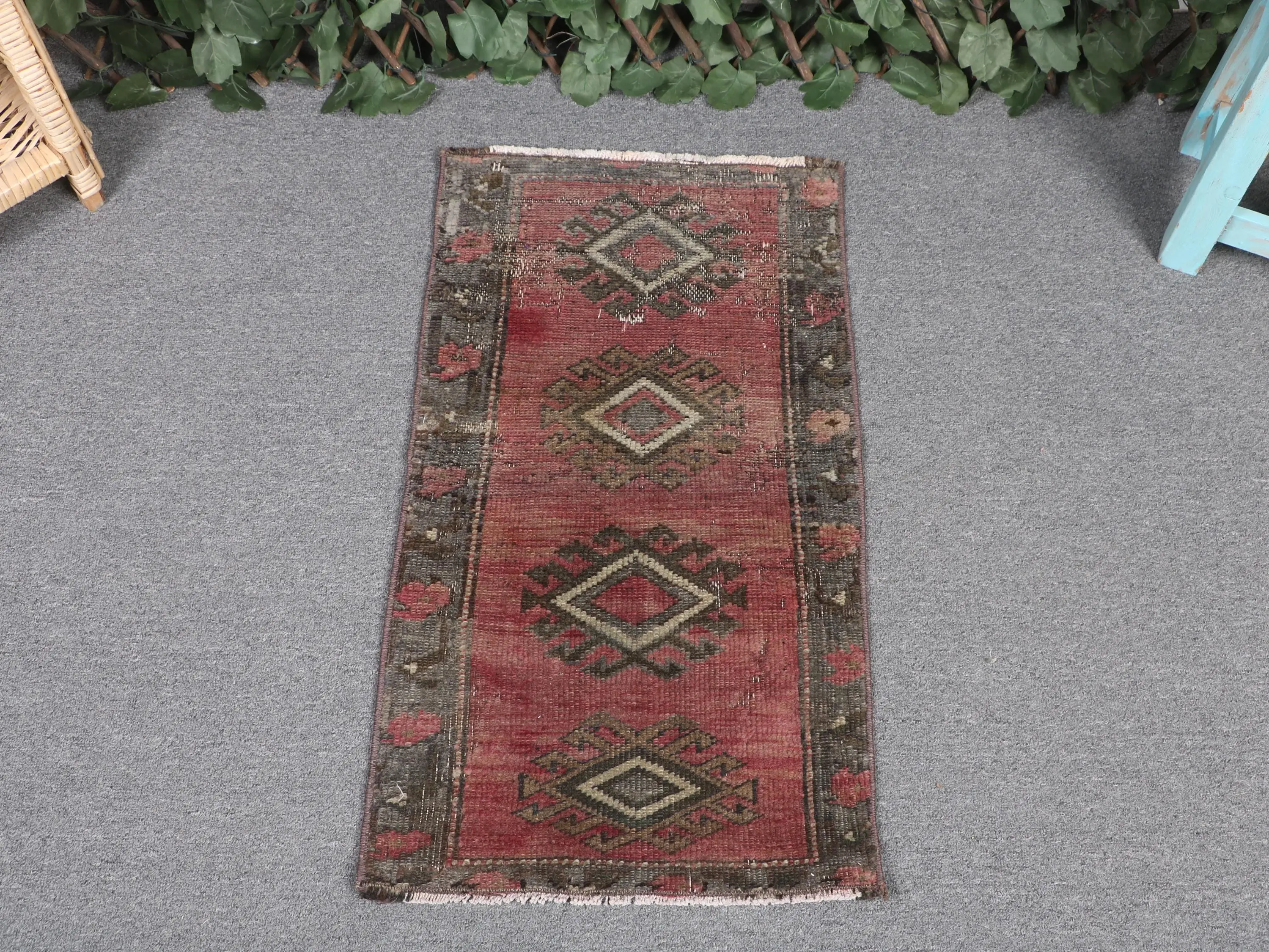 1.4x2.6 ft Rug, Vintage Turkish Rug, Red Wool Rug - 1