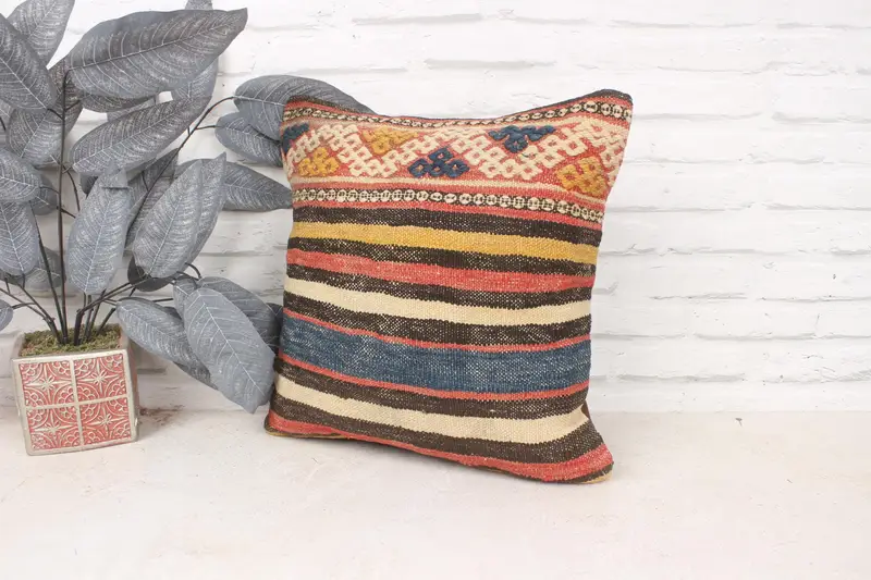Turkish Pillow, Kilim Pillow, 16x16 Red Cushion, Authentic Cushion Cover, Pillow Sham, Ethnical Kilim Rug Pillow, Cozy Throw Cushion - 4