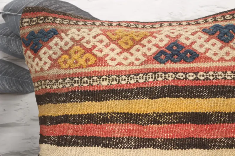 Turkish Pillow, Kilim Pillow, 16x16 Red Cushion, Authentic Cushion Cover, Pillow Sham, Ethnical Kilim Rug Pillow, Cozy Throw Cushion - 2