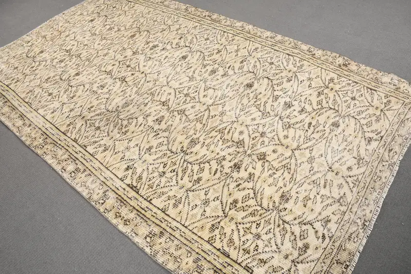 5.1x8.9 ft Rug, Vintage Turkish Rug, Beige Brown Moroccan Wool Rug - 1