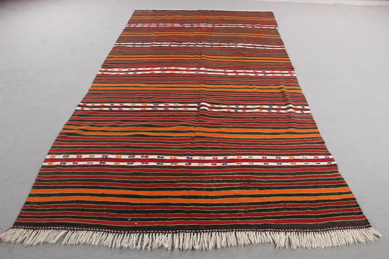 Vibrant Orange Rug, 5,6x9,9 ft Persian Pattern