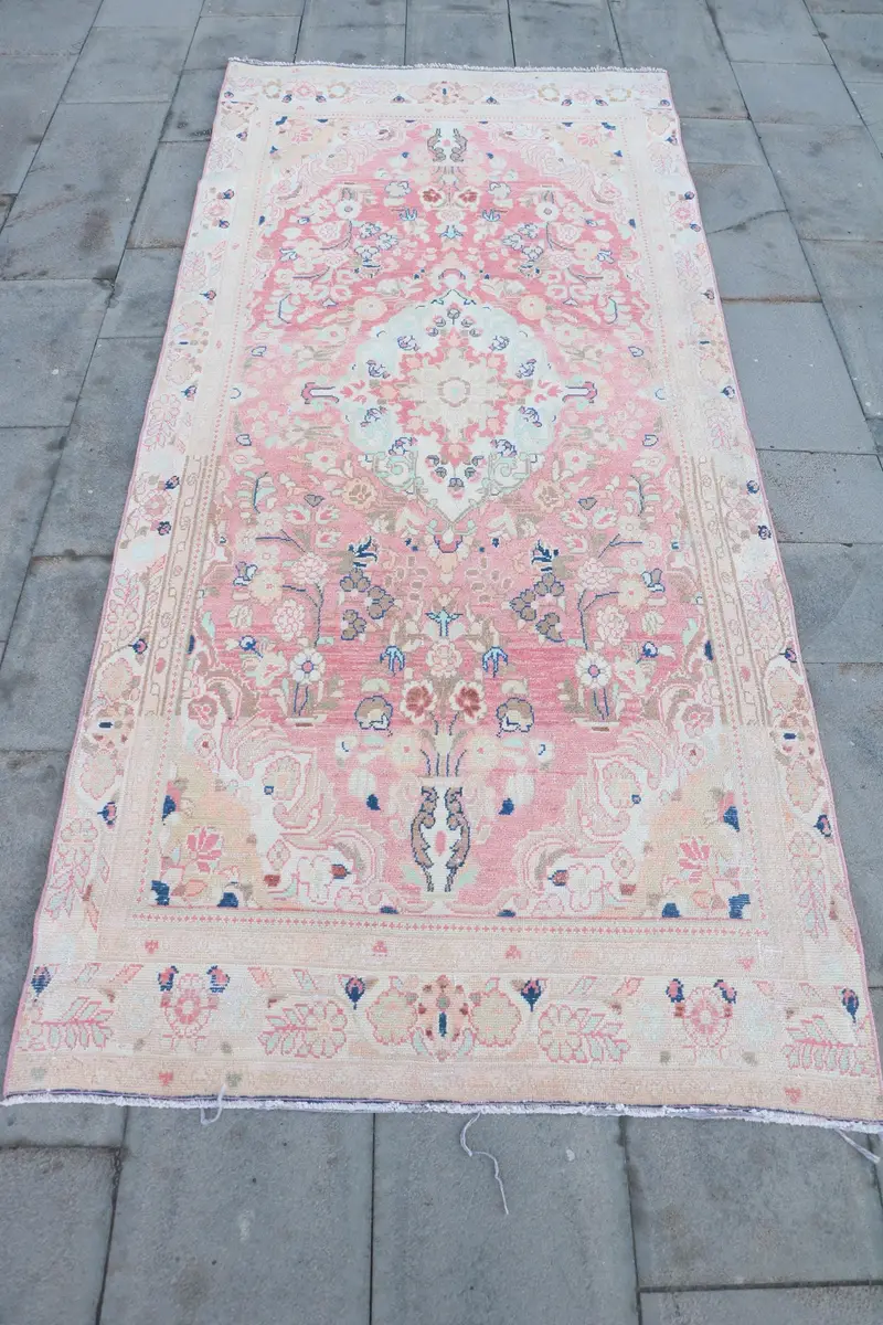 ピンクのパッチワークラグ、3.6x8.7フィートのエレガントな室内装飾