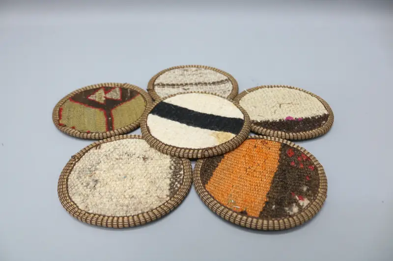 Posavasos redondo bohemio, posavasos naranja y blanco