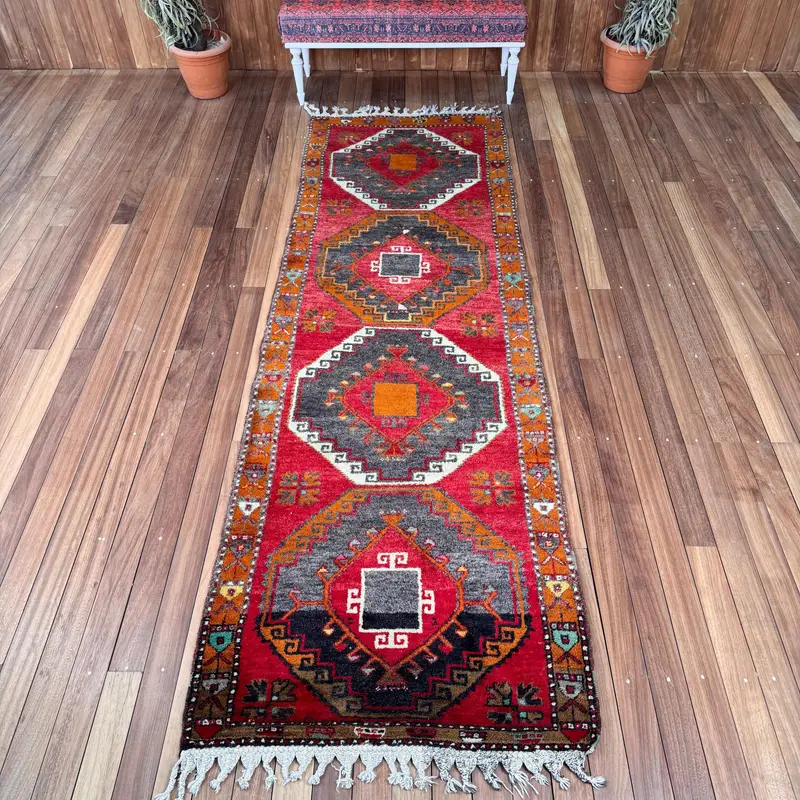 Vintage Türk Yolluk Halısı 3.3x10.5 ft (102x321 cm), Kırmızı Düz ​​Oushak Halı - 1