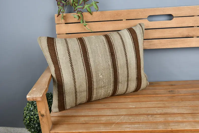 Pillow Case, Kilim Cushion Sham, Aesthetic Pillow, Throw Kilim Pillow, Kilim Rug Cushion, Turkish Pillow, Neutral Pillow Case, 16x24 Beige Pillow - 1