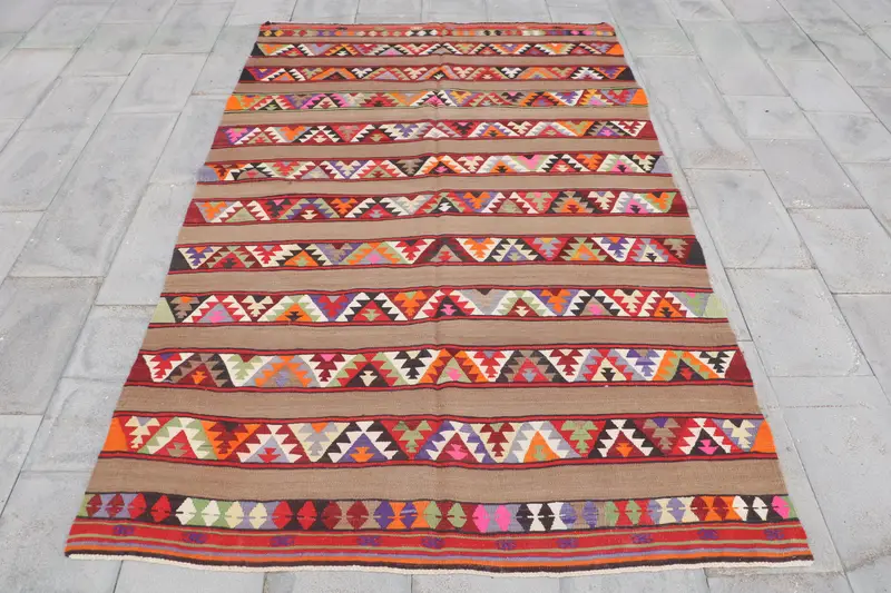 Alfombra Ombré marrón de 5,2x8,4 ft, elegantes detalles en rojo