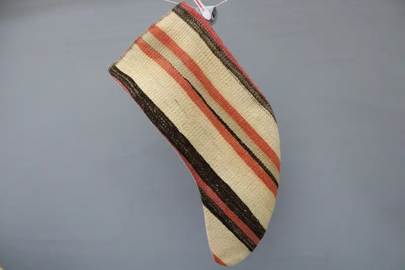 レッド&ベージュのクリスマスオーナメントストッキング、幅9インチのクリスマスストッキング