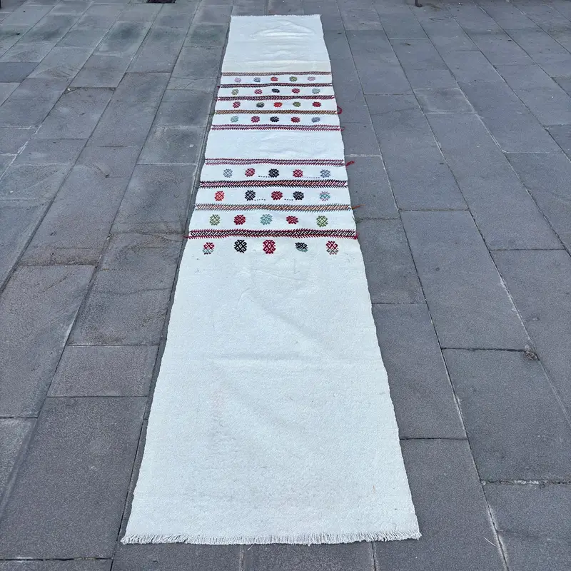 White Rainbow Rug, 2,3x14,5 ft Floral & Geometric