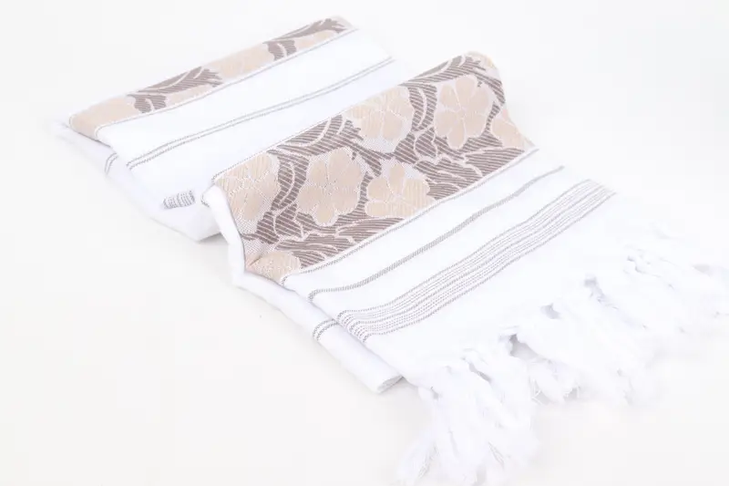 Travel towel, Soft and absorbent Turkish towel, Lightweight Turkish towel, Wedding Favors, Customized Towels, 70x40 Cotton Daisy Design Towel - 7