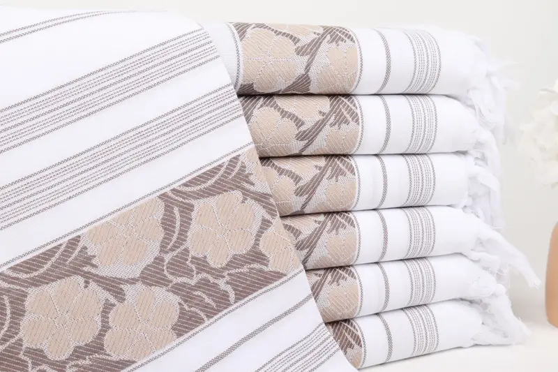 Travel towel, Soft and absorbent Turkish towel, Lightweight Turkish towel, Wedding Favors, Customized Towels, 70x40 Cotton Daisy Design Towel - 2