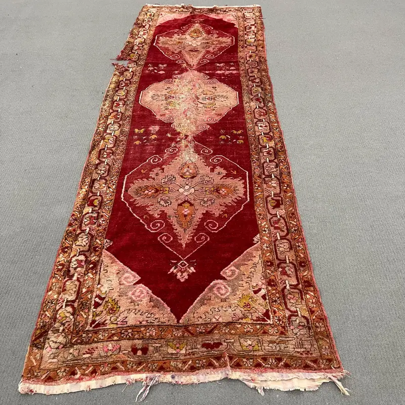 Red Persian Rug, 3,5x10,8 ft Elegant Decor