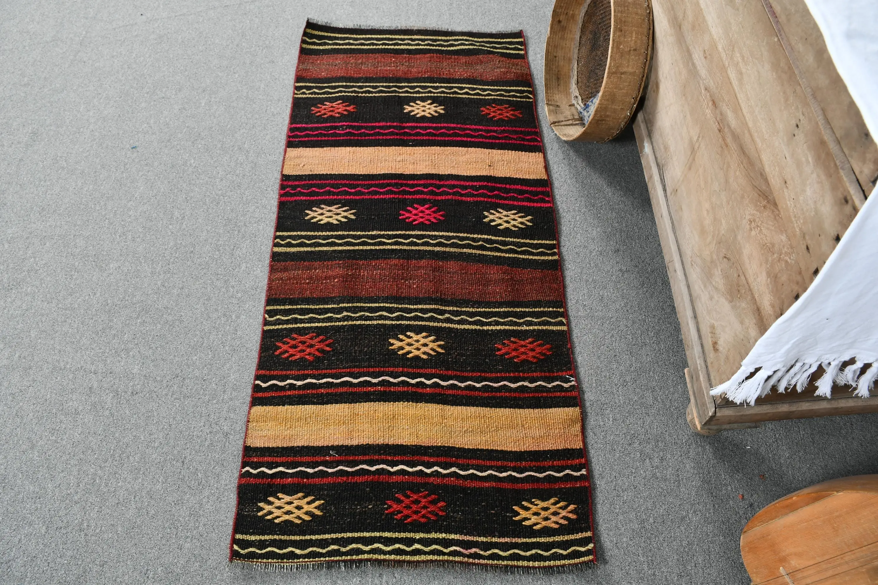 Turkish Vintage Rug, 2x4.5 ft Small Rug, Black Red Plants & trees Wool Rug - 1