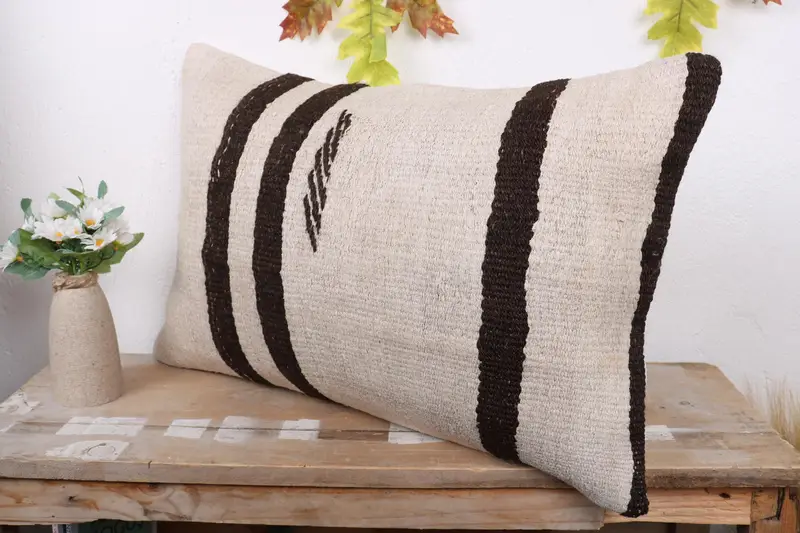 Shabby Chic Pillow Cover, Cushion, Kilim Rug Pillow, Vintage Kilim Throw Pillow, Vintage Pillow, 16x24 White Pillow Cover, Antique Pillows - 4