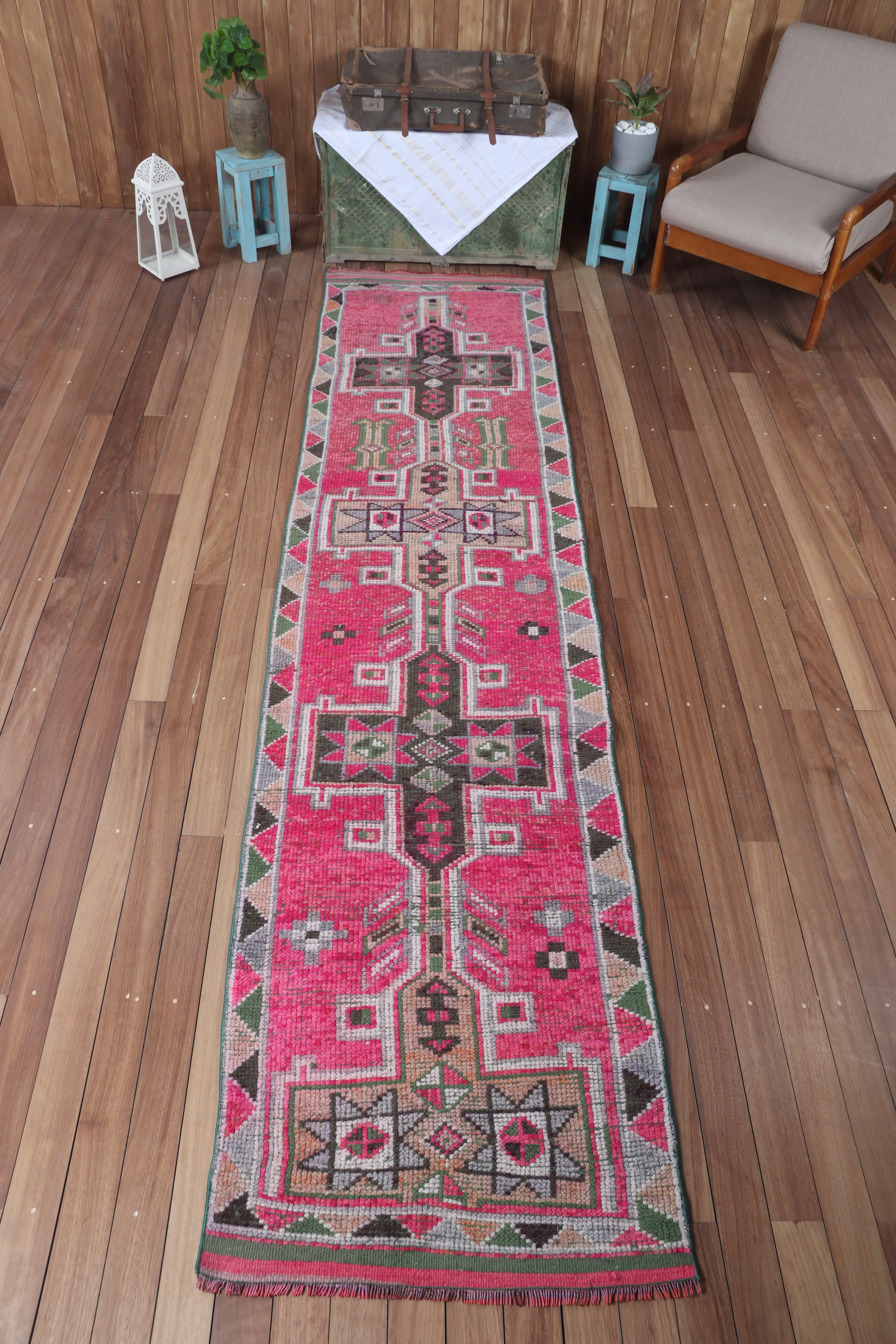 Turkish Herki Rug 2.6x11.5 ft (80x350 cm), Pink Geometric Vintage Rug - 1