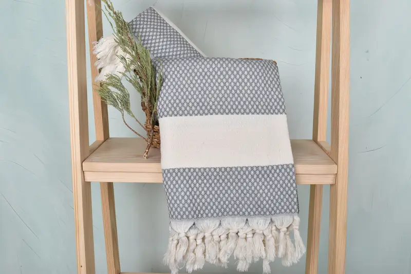Luxury Turkish peshtemal beach towel, Wedding Gift, 68x36 Cotton Geometric Towel, Wedding Shower Gift, Wedding Favors, Turkish Towel Beach - 4