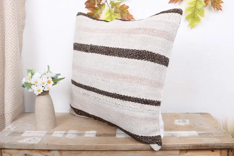 Vintage Kilim Pillow, Interior Designer Pillow, Wool Kilim Pillow Pillow Sham, 18x18 White Pillow Sham, Cushion Case, Kilim Pillow - 4