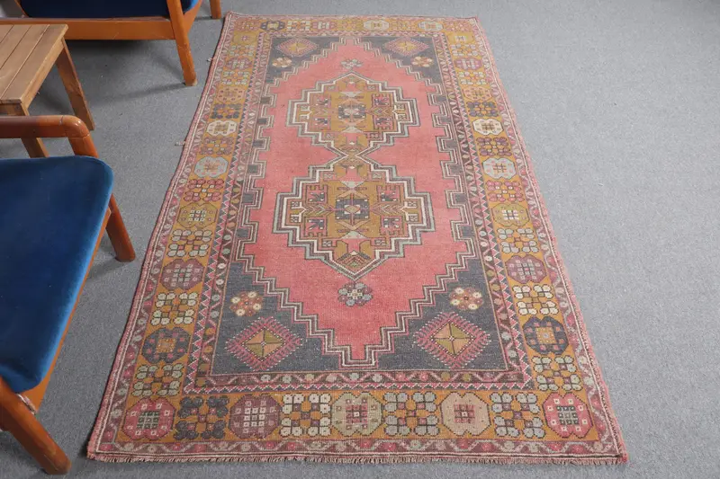 Kırmızı Kamuflaj Halı, Sarı Desenli 4,2x7,4 ft
