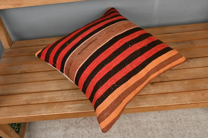 Throw Kilim Pillow, Antique Pillows, Ethnical Kilim Rug Pillow, Vintage Kilim Pillow Pillow Cover, Pillow Cover, 20x20 Red Pillow Sham - 2